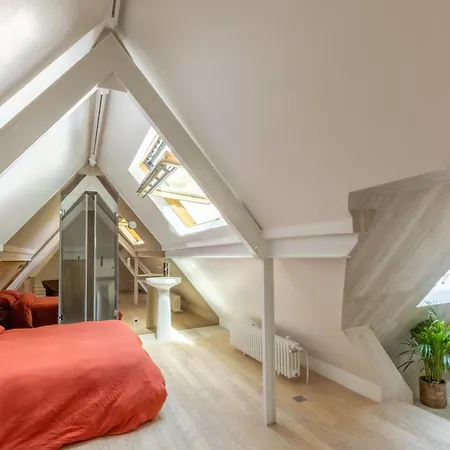 アパート Luxueux Duplex En Plein Coeur De Dans Le 1er Arrondissement *