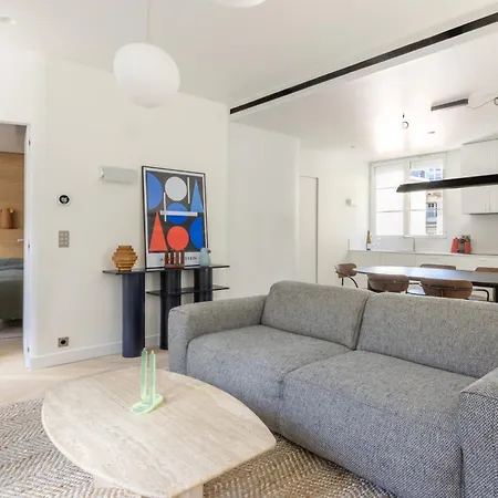 Luxueux Duplex En Plein Coeur De Dans Le 1er Arrondissement *