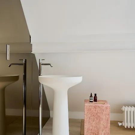 Luxueux Duplex En Plein Coeur De Dans Le 1er Arrondissement